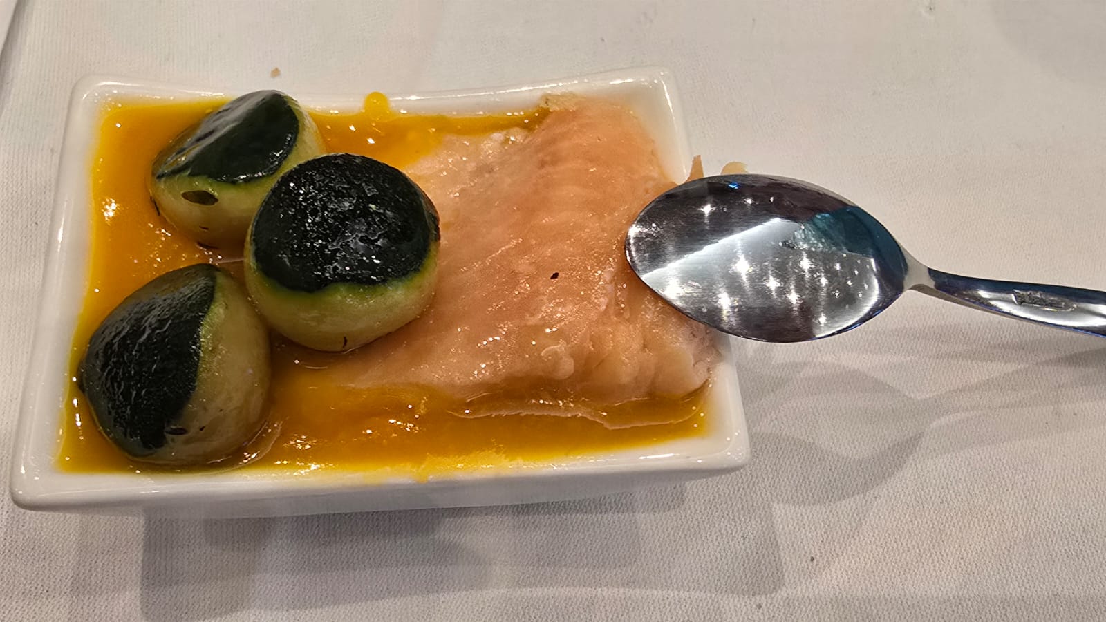 Foto Axel Heiser: Saibling mit Kürbis-Honig-Creme